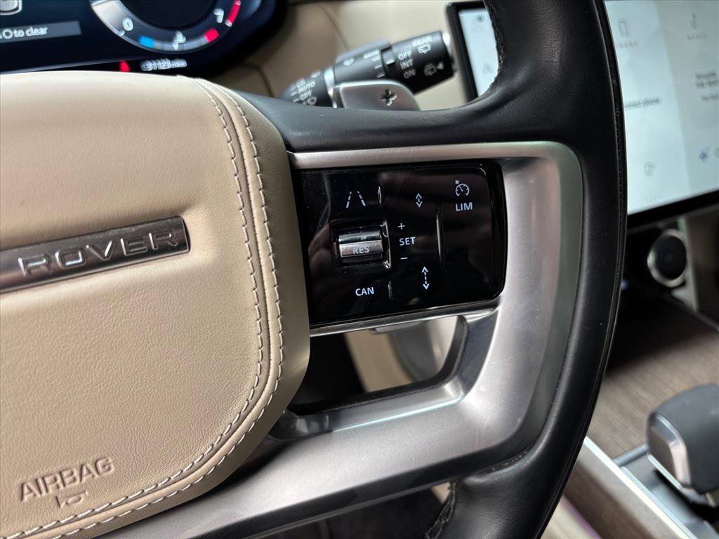 Used 2023 Land Rover Range Rover SE image 20