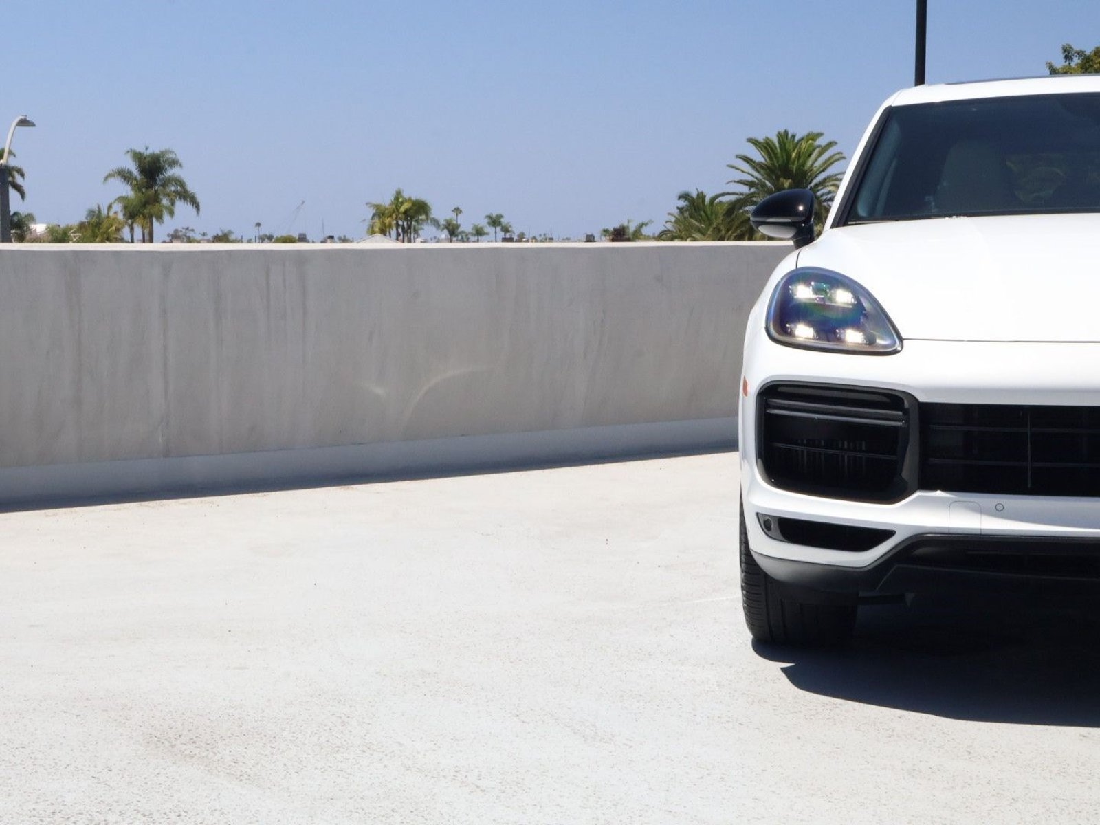 Certified 2023 Porsche Cayenne Turbo AWD/4WD image 12