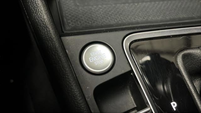 Used 2020 Volkswagen Jetta SEL image 23