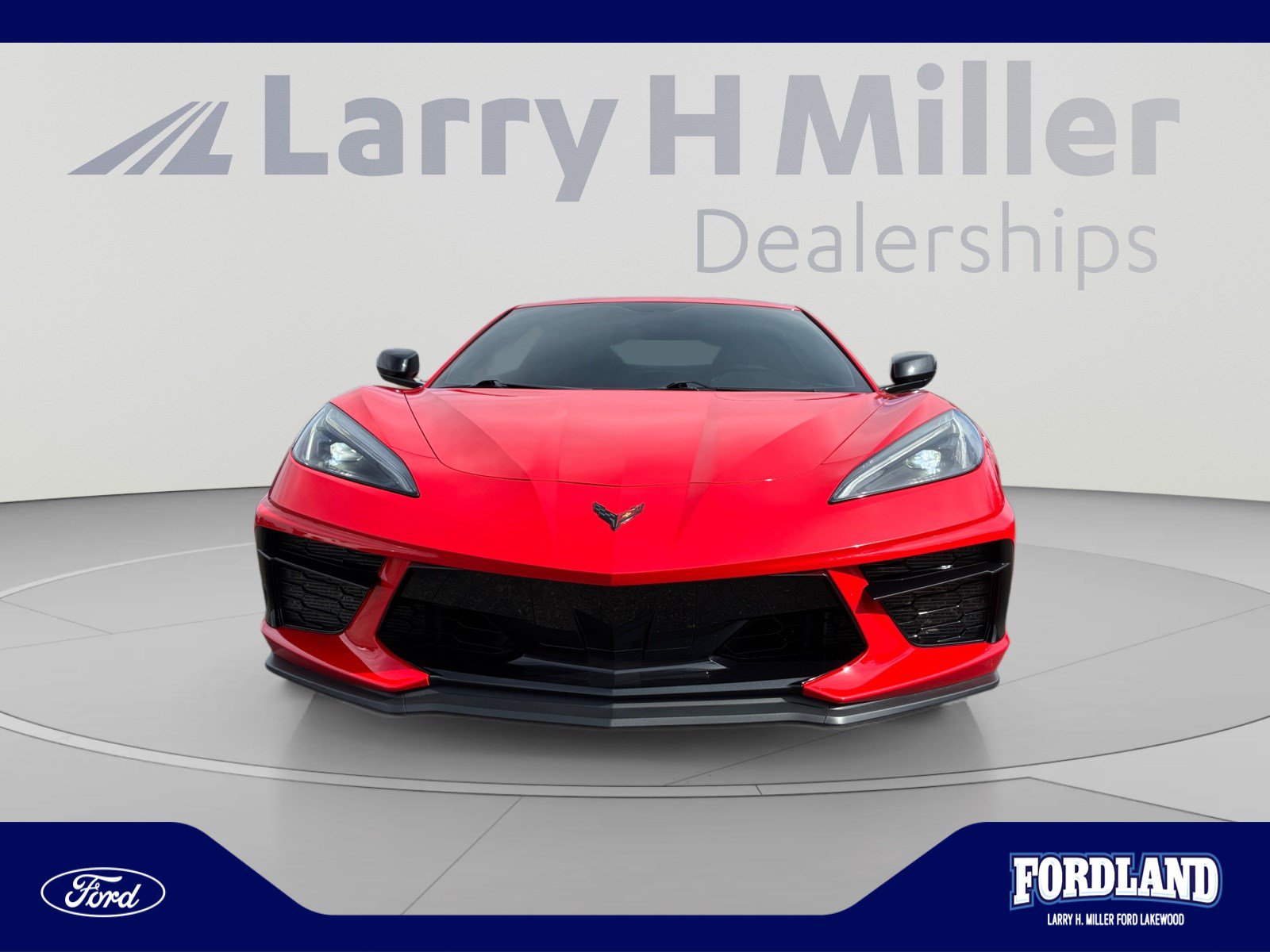 Used 2022 Chevrolet Corvette Stingray Coupe w/ Z51 Performance Package RWD image 8