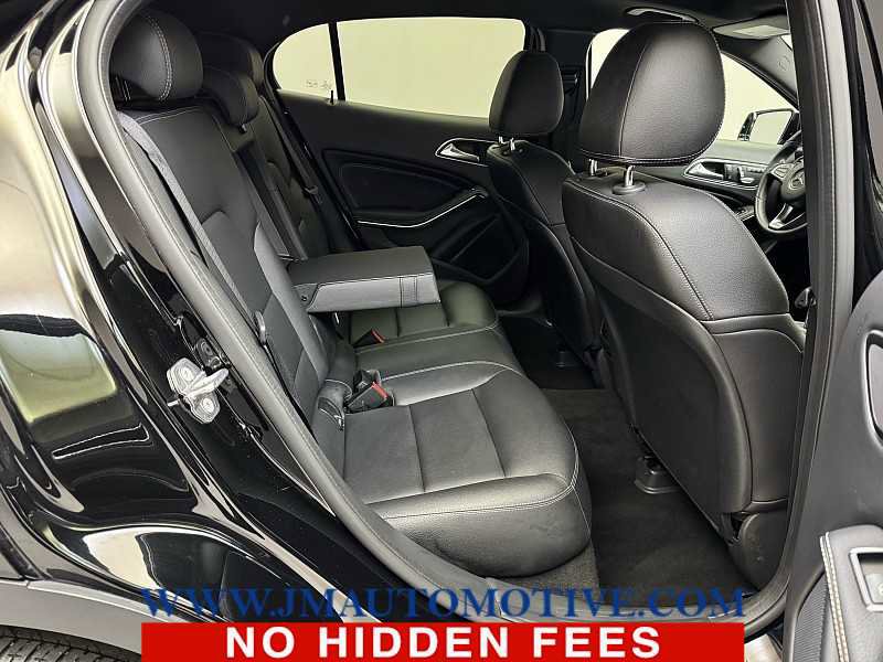 Used 2019 Mercedes-Benz GLA 250 4MATIC image 18