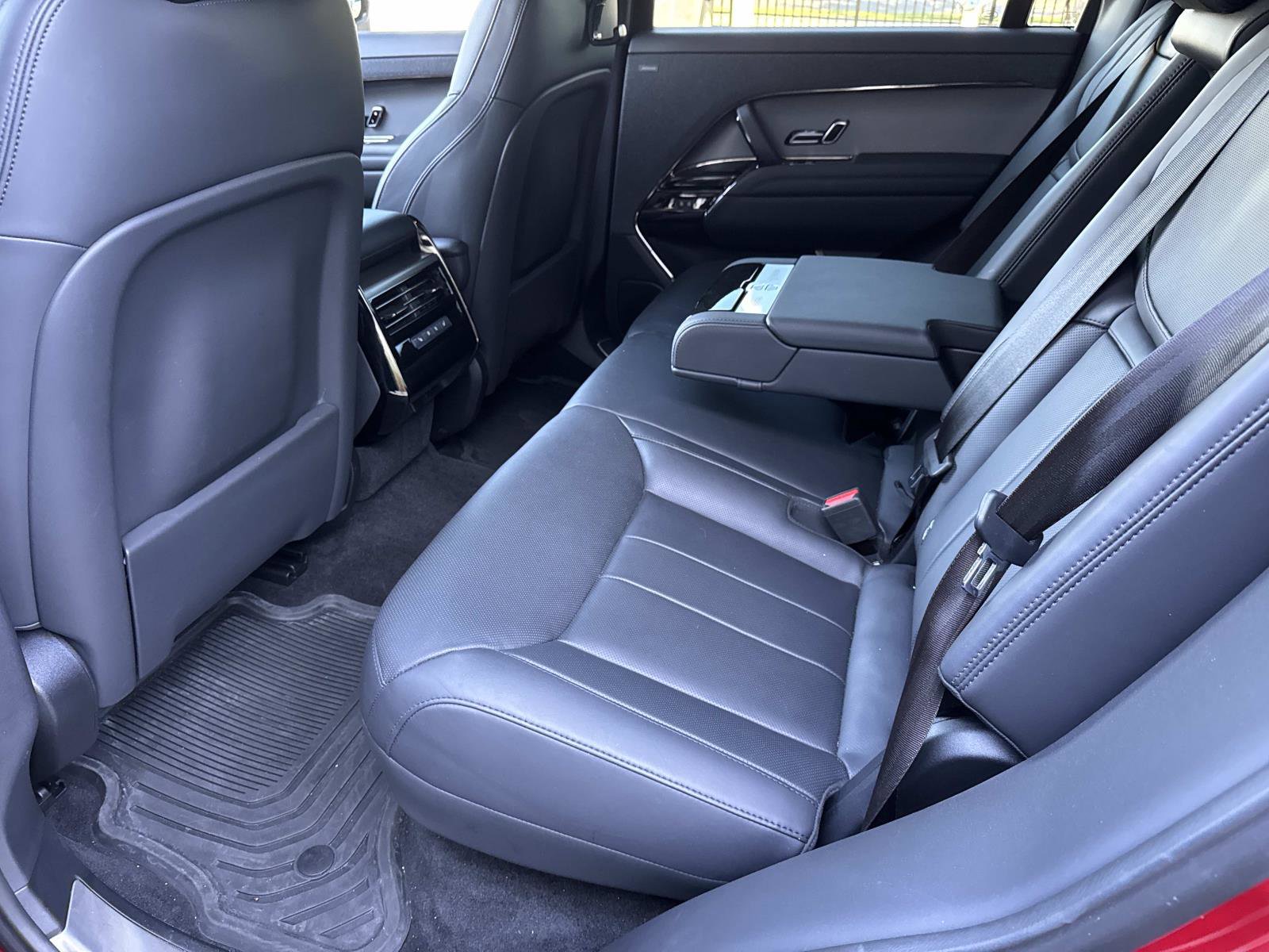Certified 2023 Land Rover Range Rover Sport SE AWD/4WD image 15