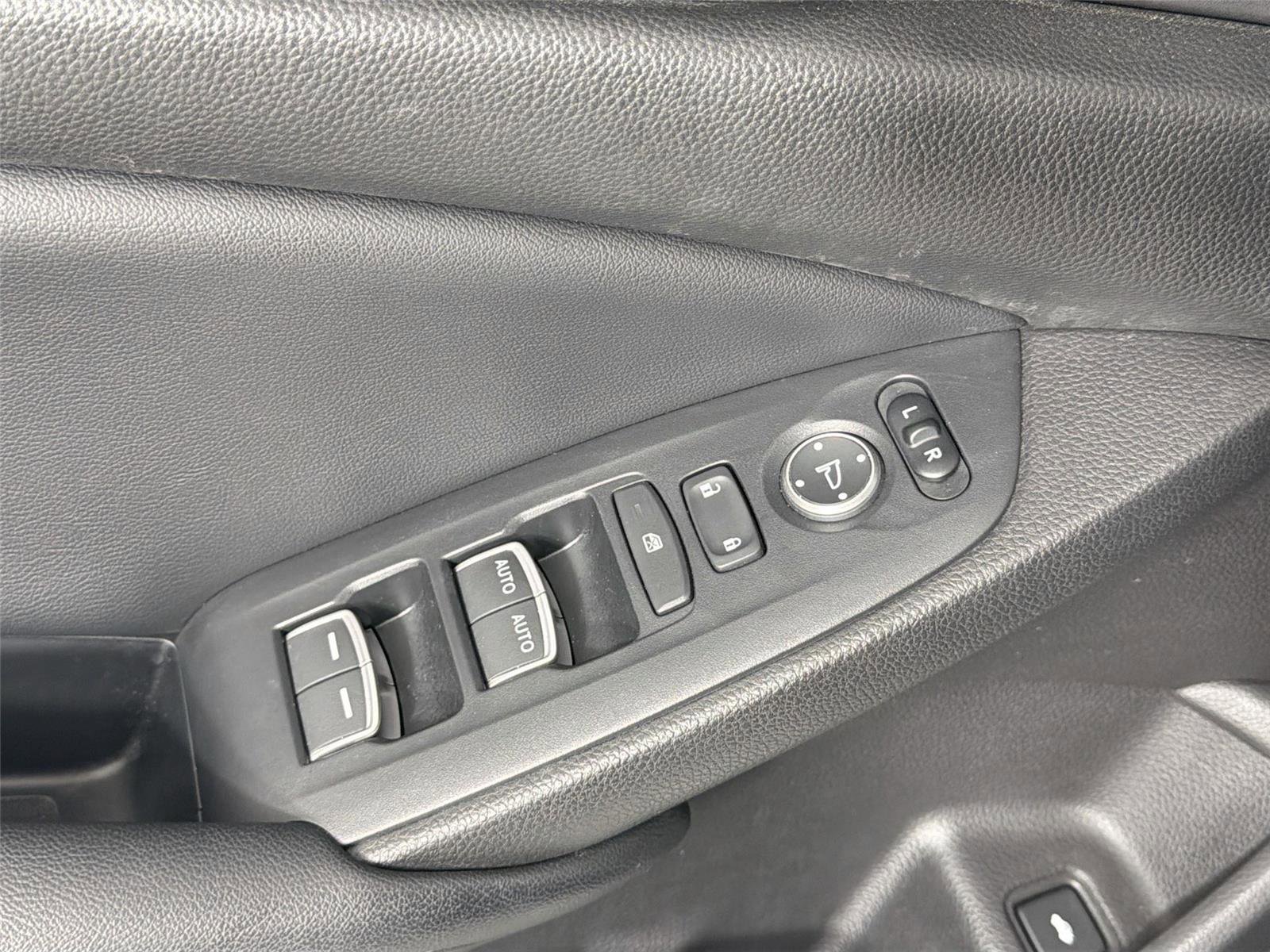 Used 2022 Honda Accord Sport image 16