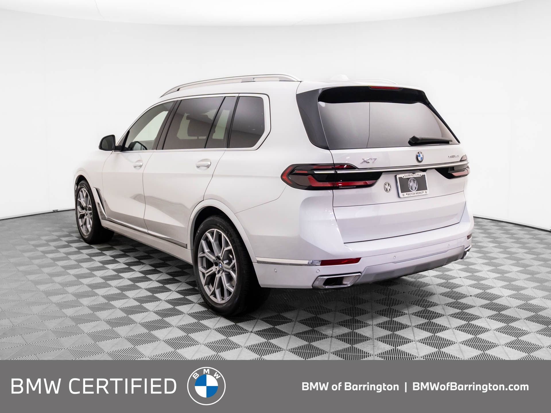 Certified 2025 BMW X7 xDrive40i image 3