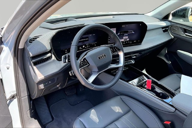 New 2026 Audi Q3 quattro 2.0T AWD/4WD image 13