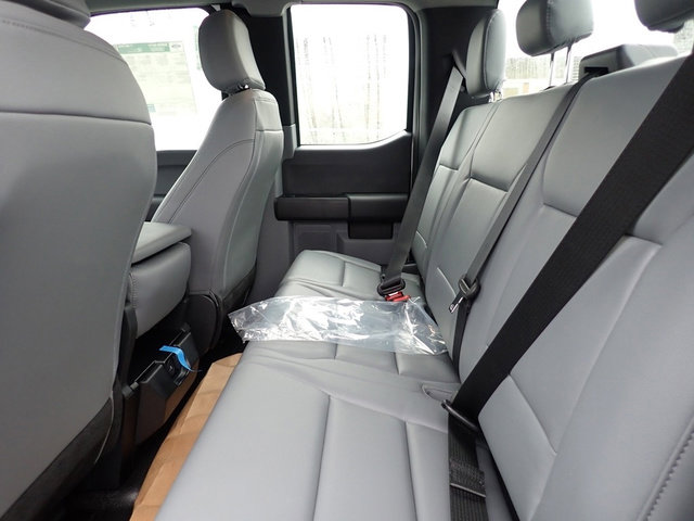 New 2026 Ford F550 4x4 Supercab Super Duty image 13