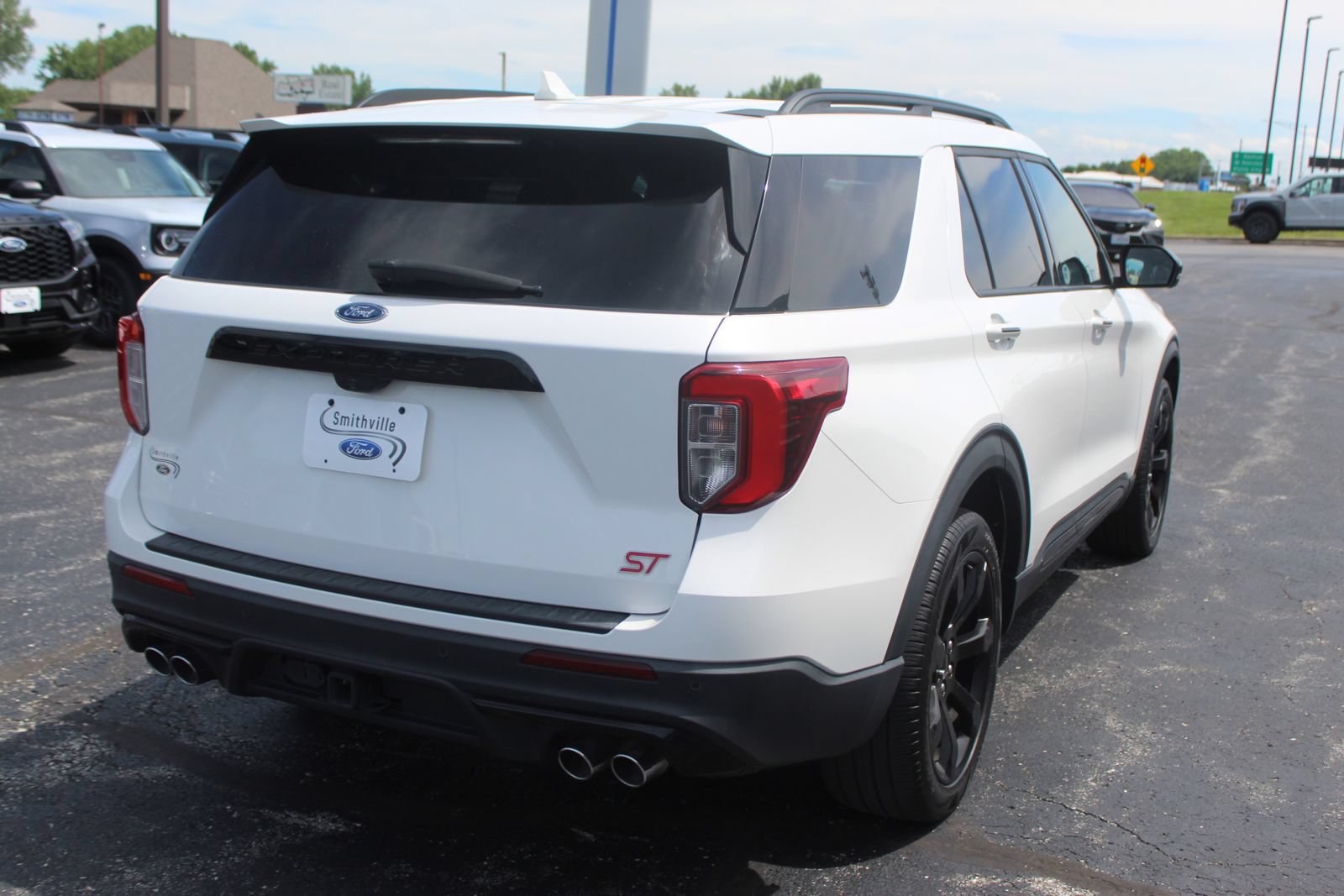Used 2023 Ford Explorer ST w/ Equipment Group 401A AWD/4WD image 6
