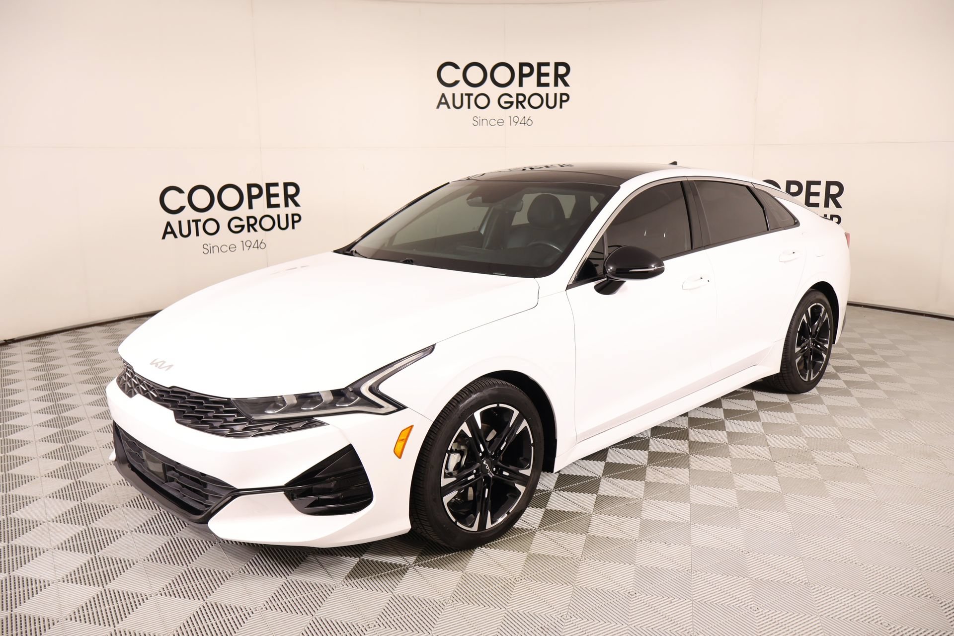 Used 2022 Kia K5 GT-Line w/ GT-Line Awd Premium Package image 11