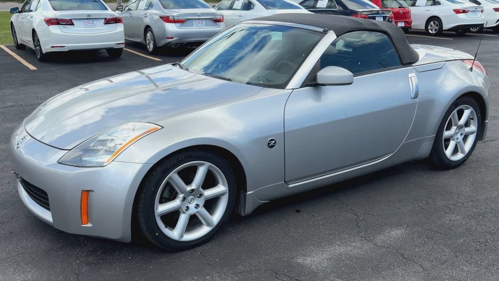 Used 2004 Nissan 350Z Touring RWD image 4