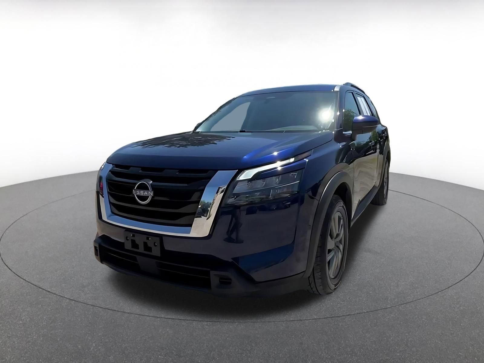 Used 2025 Nissan Pathfinder SV AWD/4WD image 7