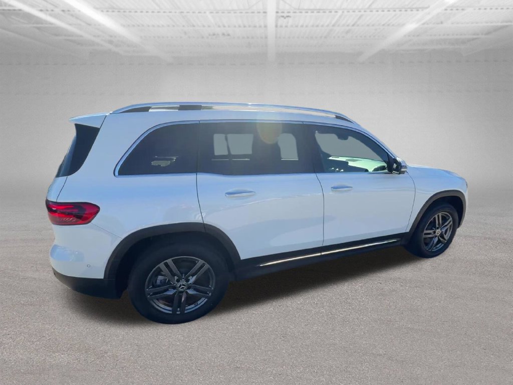 Used 2026 Mercedes-Benz GLB 250 4MATIC image 6