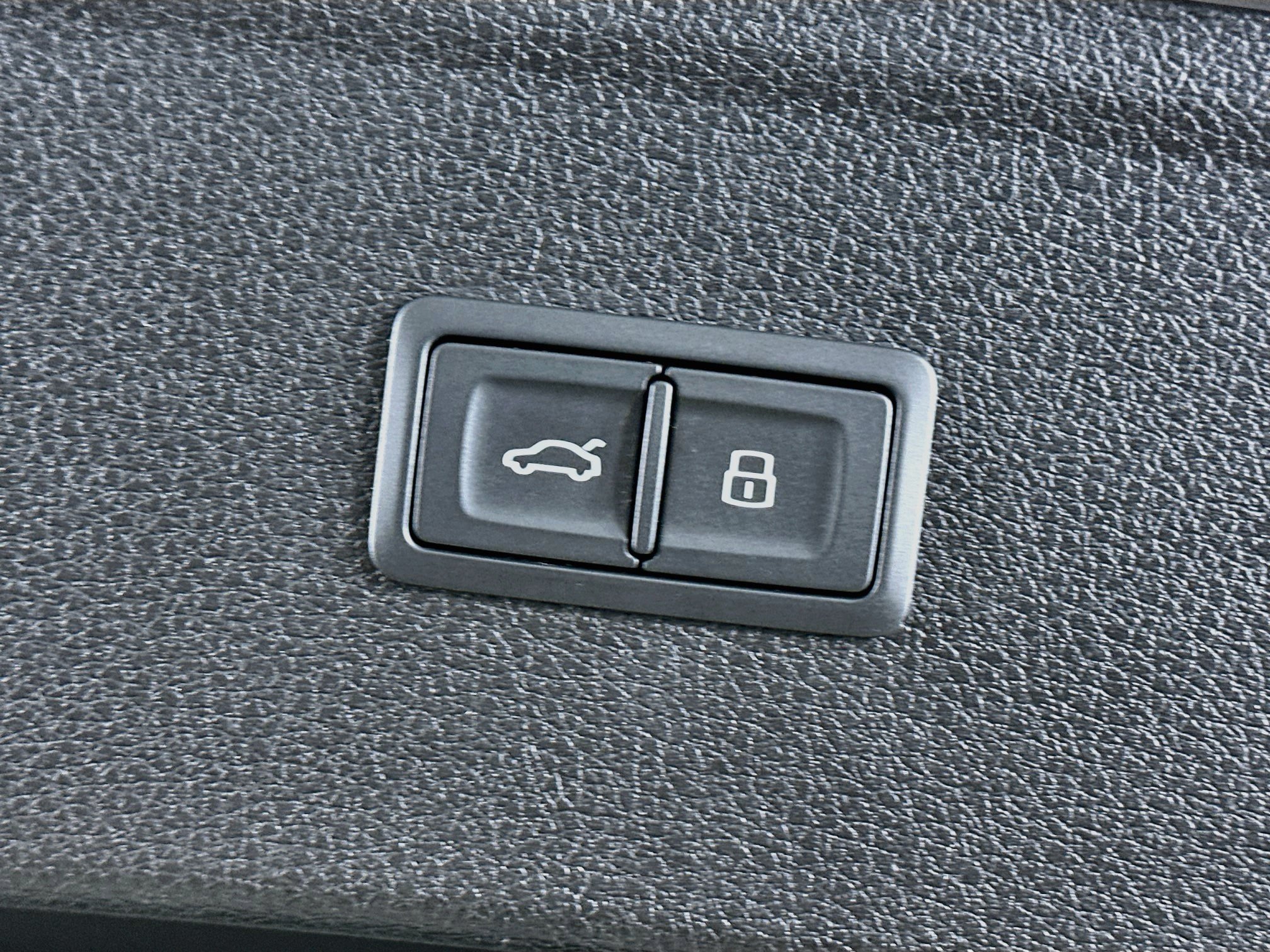 Used 2024 Audi Q5 2.0T Premium Plus AWD/4WD image 33