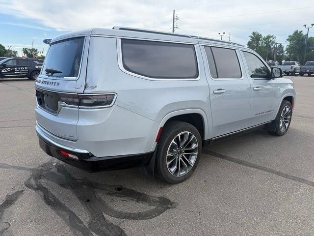 Used 2023 Jeep Grand Wagoneer L Series III w/ HD Trailer Tow Package AWD/4WD image 10