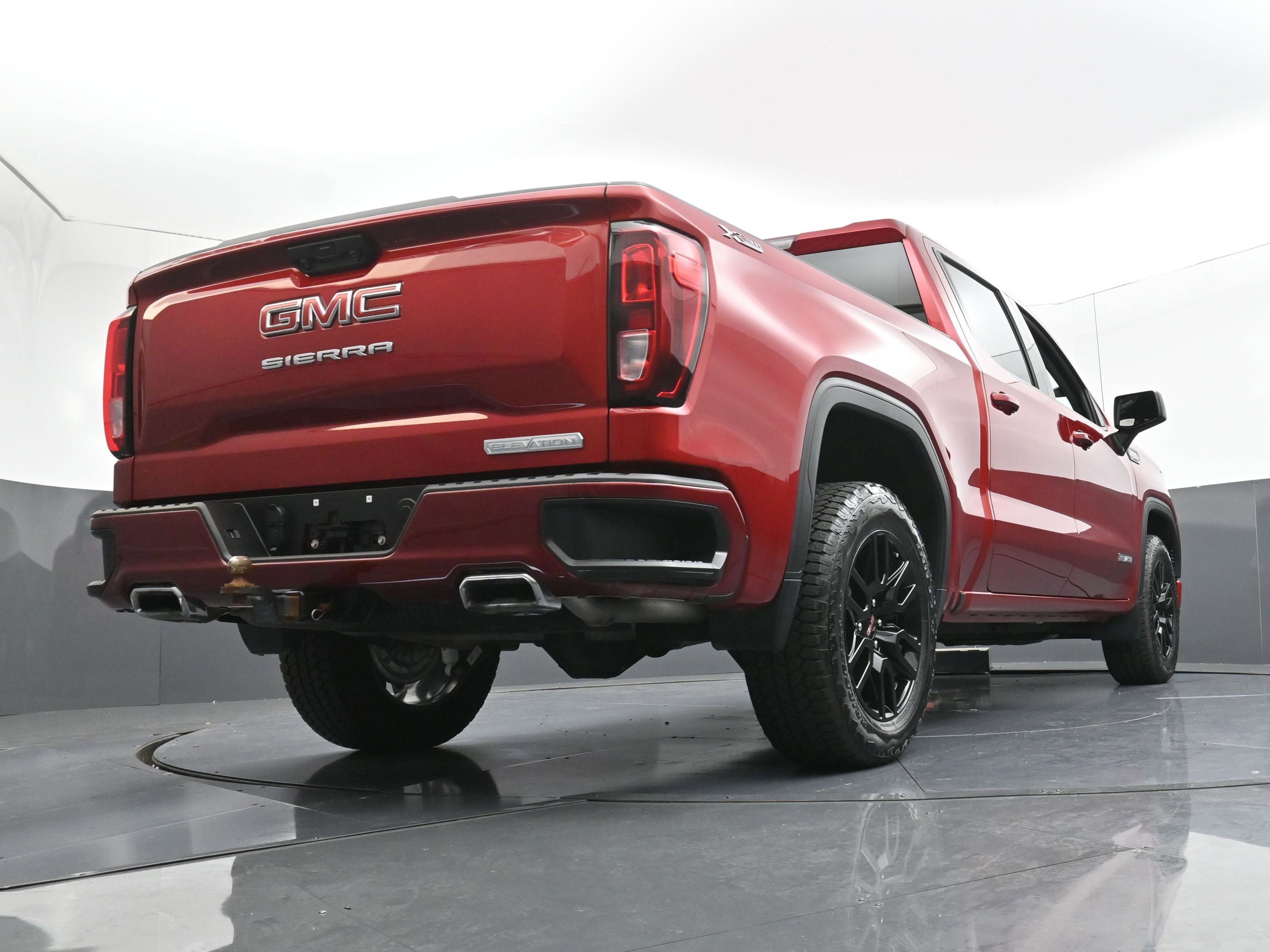 Used 2023 GMC Sierra 1500 Elevation w/ X31 Off-Road Package image 27