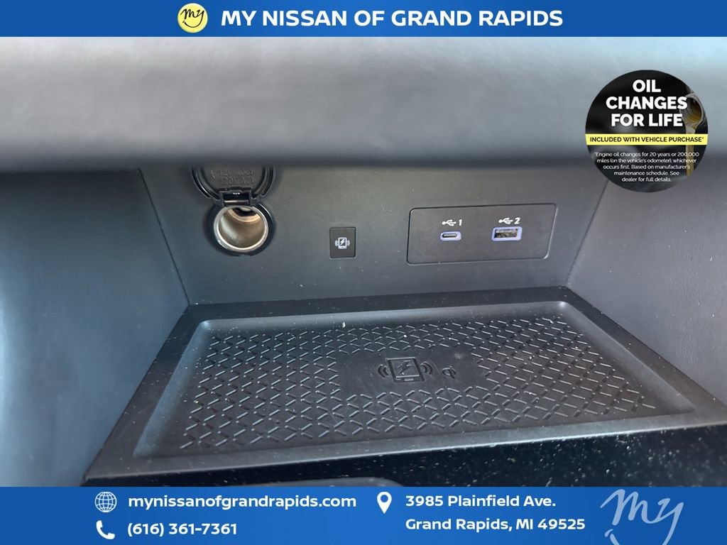 Used 2023 Nissan Pathfinder SL image 44