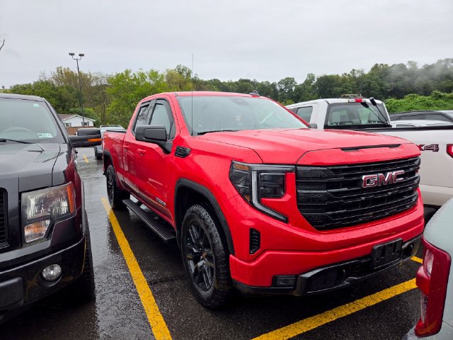 Used 2023 GMC Sierra 1500 Elevation AWD/4WD image 2