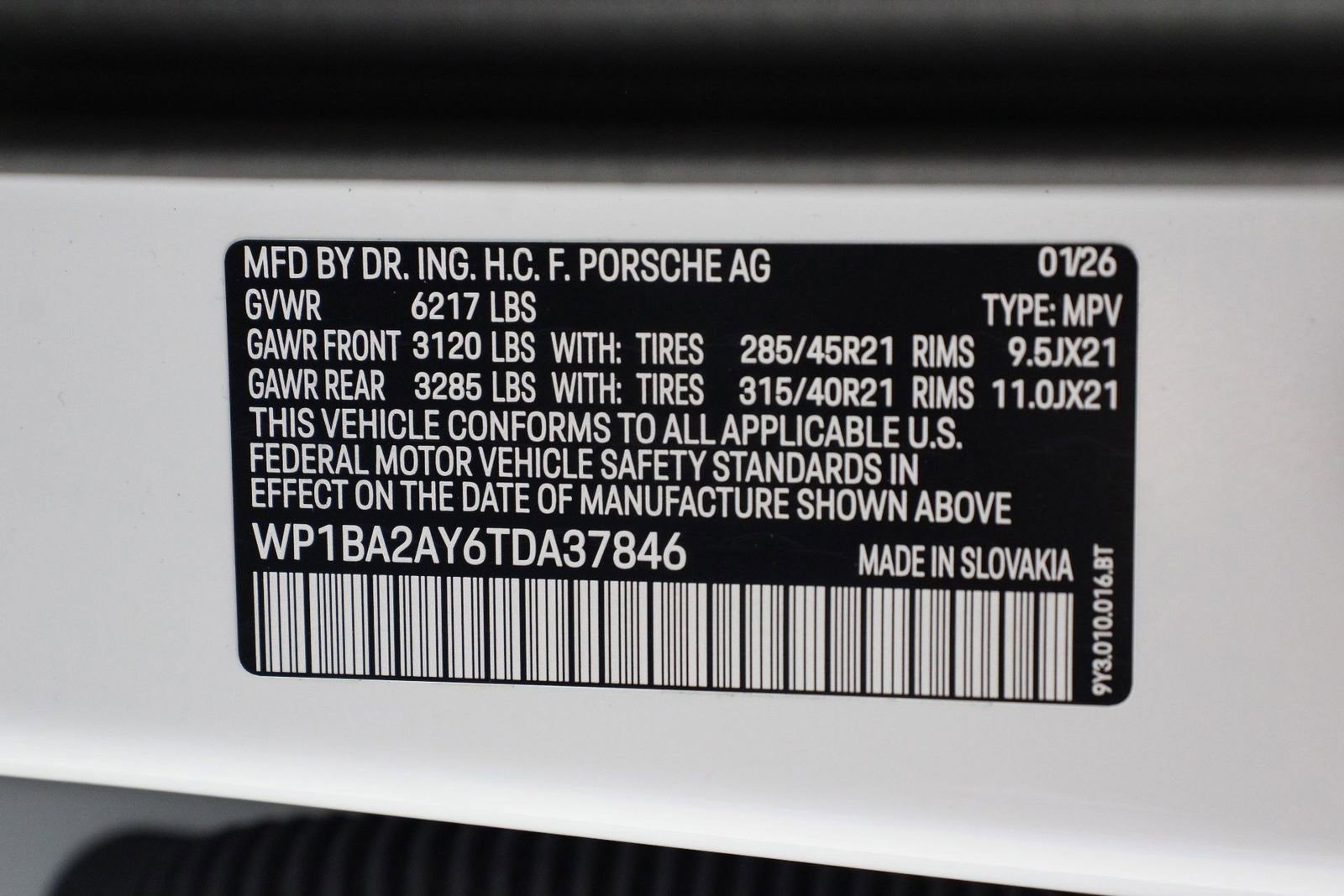 New 2026 Porsche Cayenne Coupe image 24