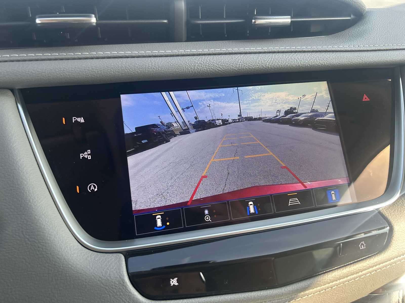 New 2025 Cadillac XT5 Premium Luxury w/ Technology Package image 8