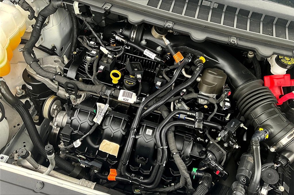 Used 2024 Ford Edge SEL image 34