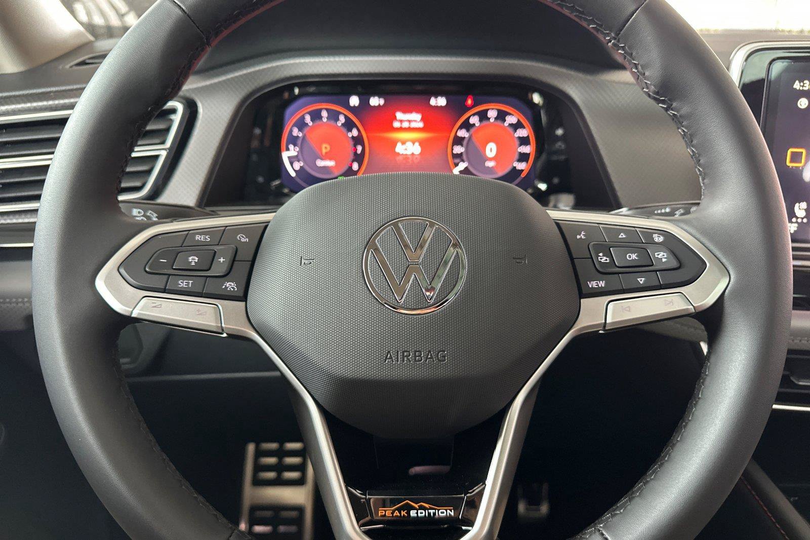 New 2026 Volkswagen Atlas Peak Edition AWD/4WD image 23