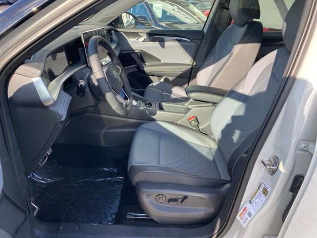 New 2026 Volkswagen Tiguan SE R-Line image 25