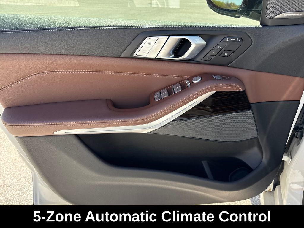 Used 2019 BMW X7 xDrive40i w/ Premium Package image 14