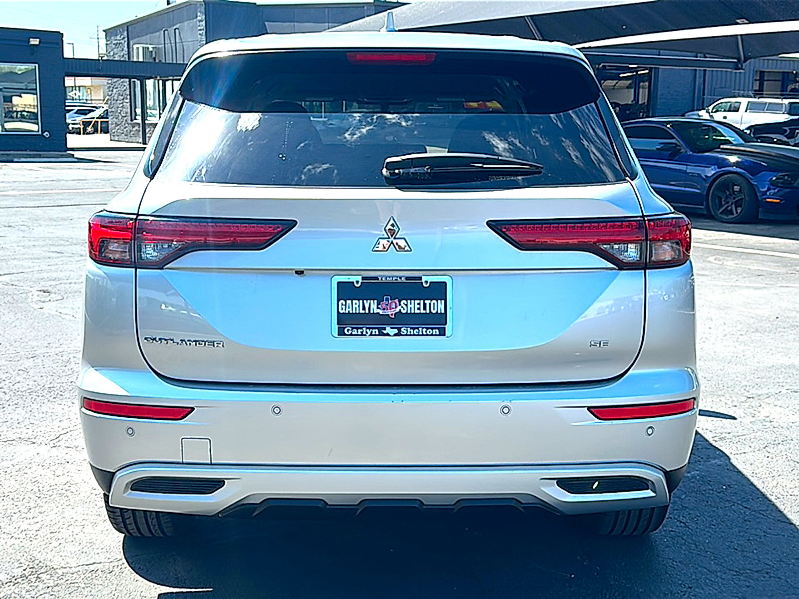 Used 2024 Mitsubishi Outlander SE image 7