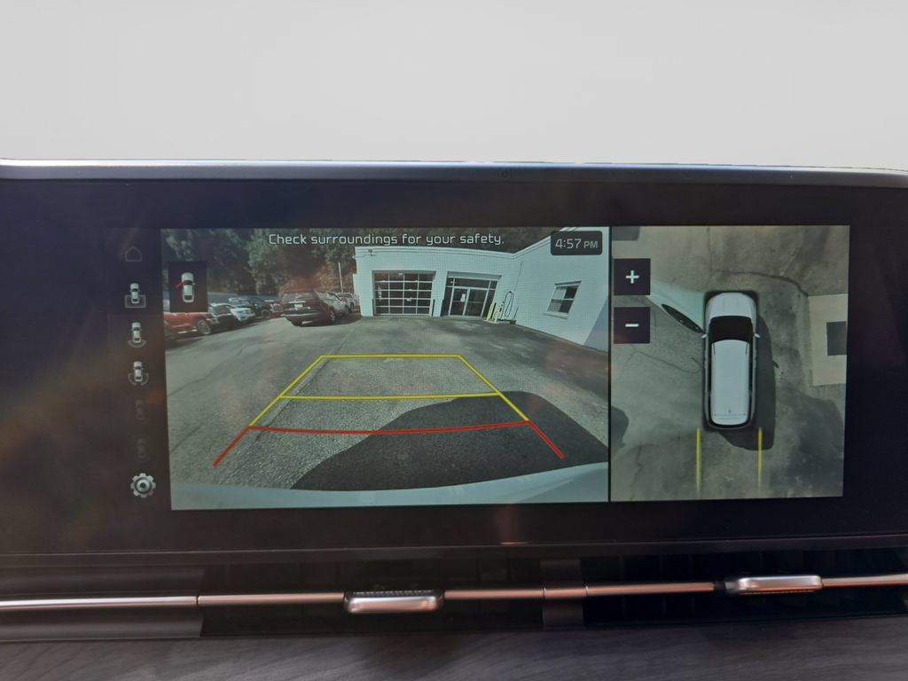 Used 2024 Kia Carnival SX FWD image 24