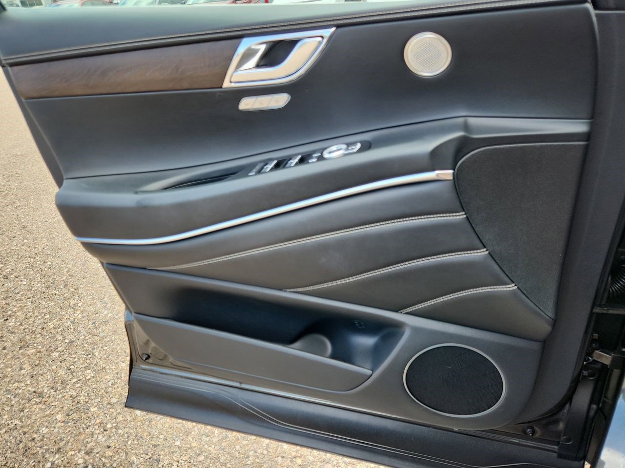 Used 2024 Genesis GV80 3.5T image 28