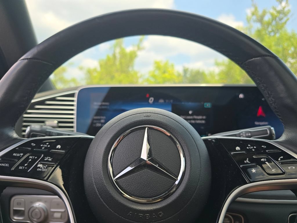 Certified 2024 Mercedes-Benz GLS 450 4MATIC image 30