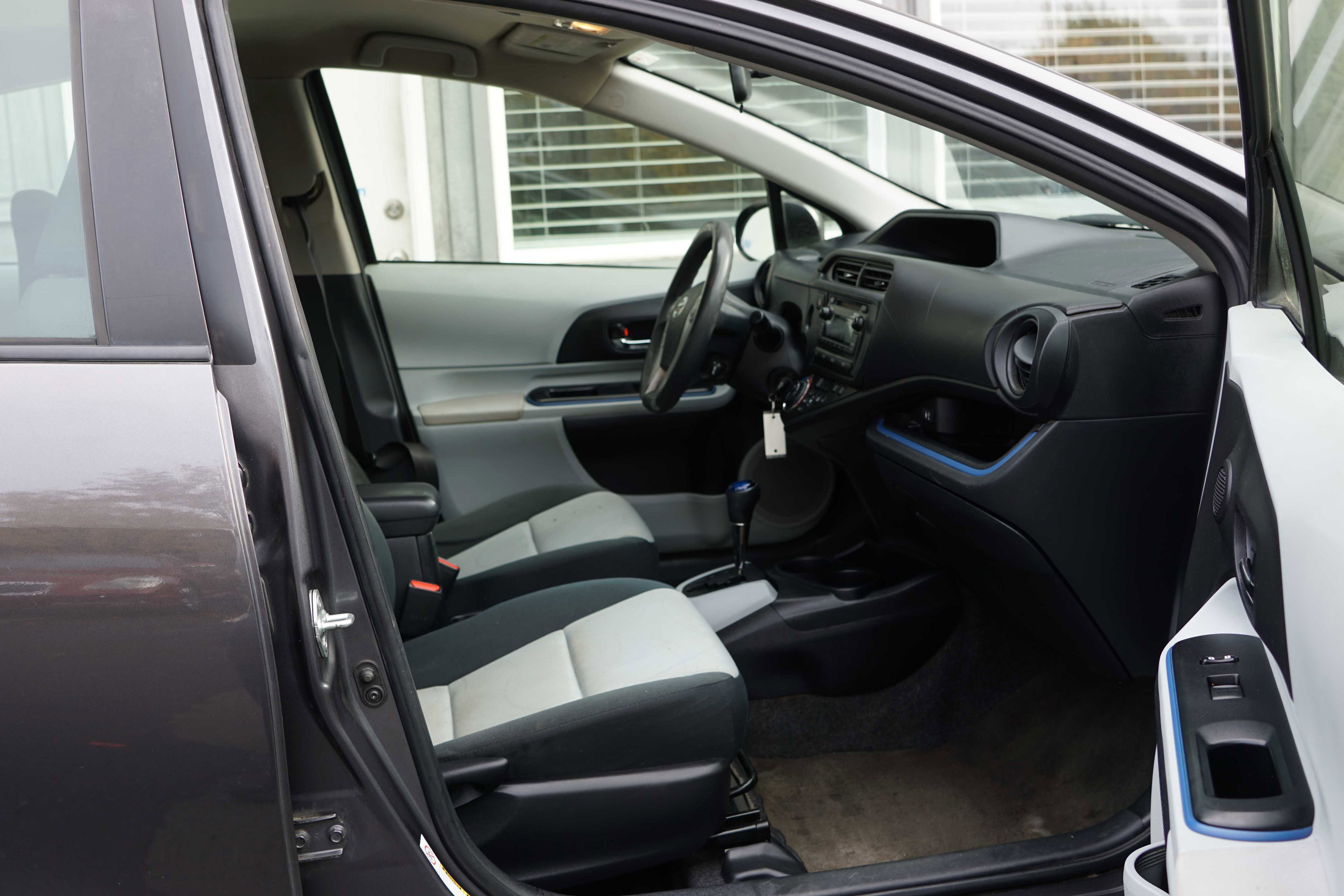 Used 2013 Toyota Prius C Two image 34