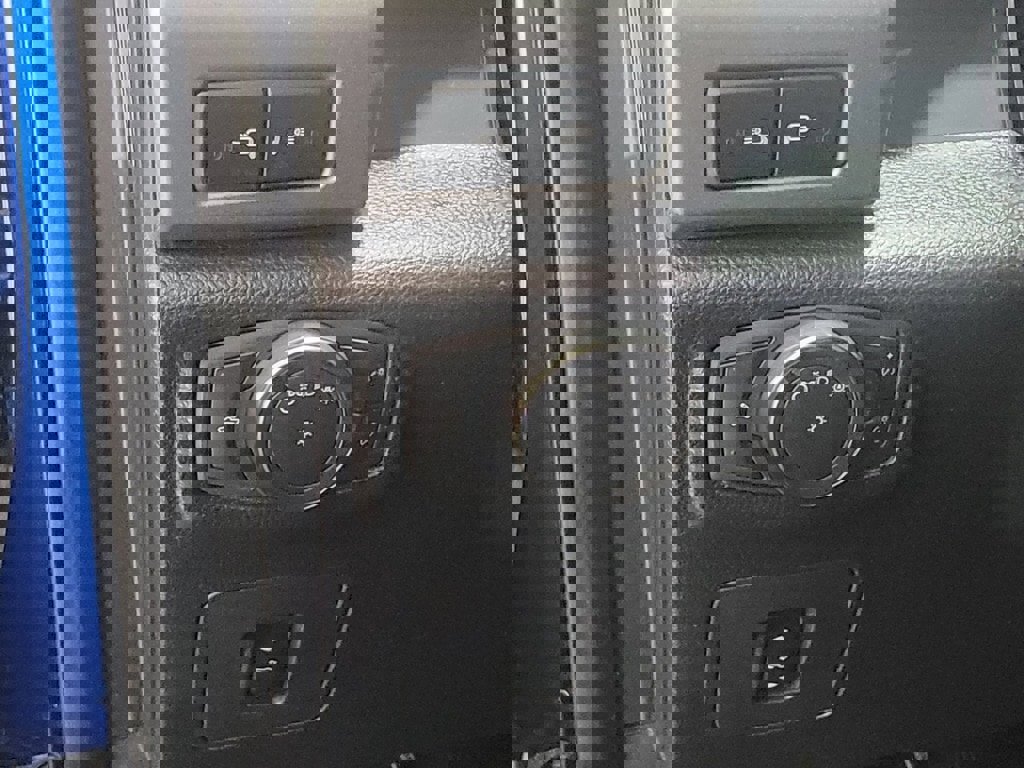 Used 2018 Ford F150 Raptor w/ Equipment Group 802A Luxury image 21