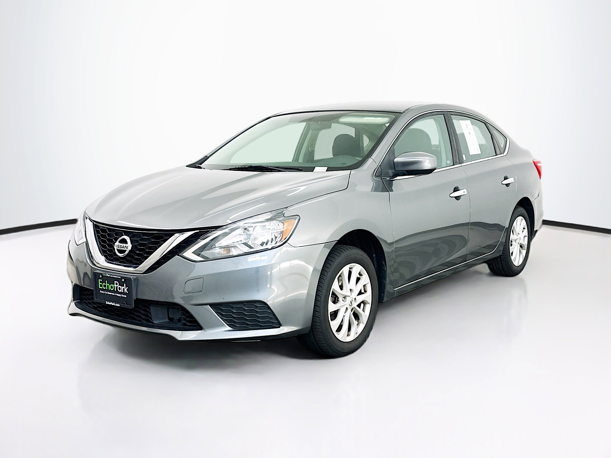 Used 2019 Nissan Sentra SV FWD image 3
