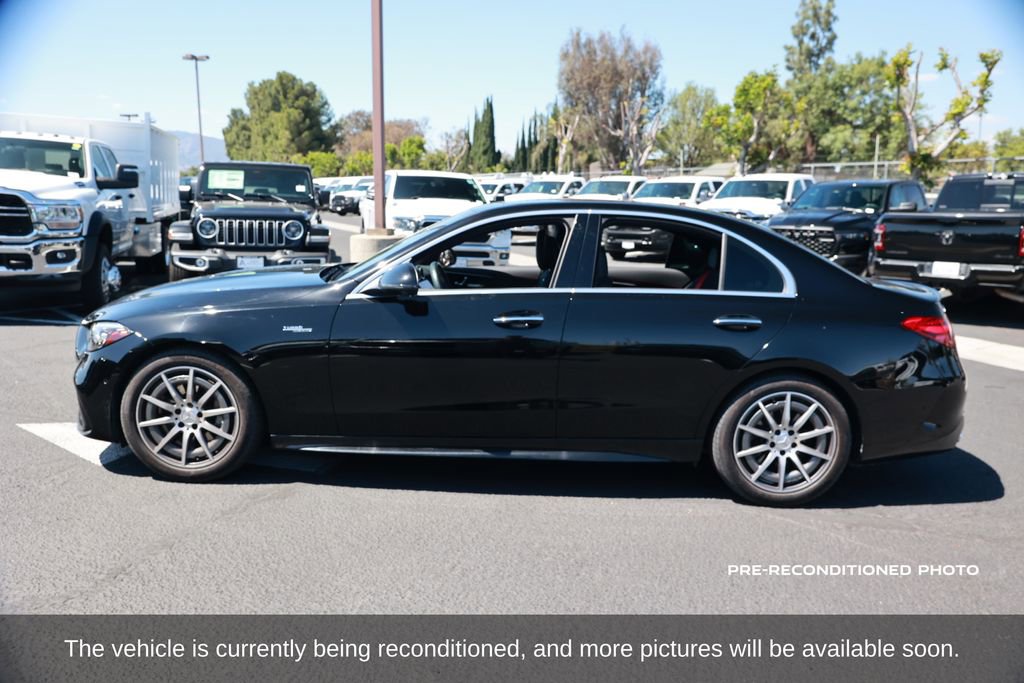 Used 2025 Mercedes-Benz C 43 AMG 4MATIC Sedan image 2