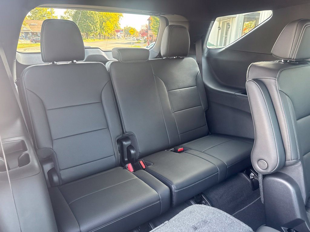 New 2027 Chevrolet Traverse LT AWD/4WD image 22