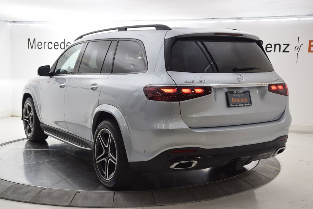 Used 2026 Mercedes-Benz GLS 450 4MATIC image 4
