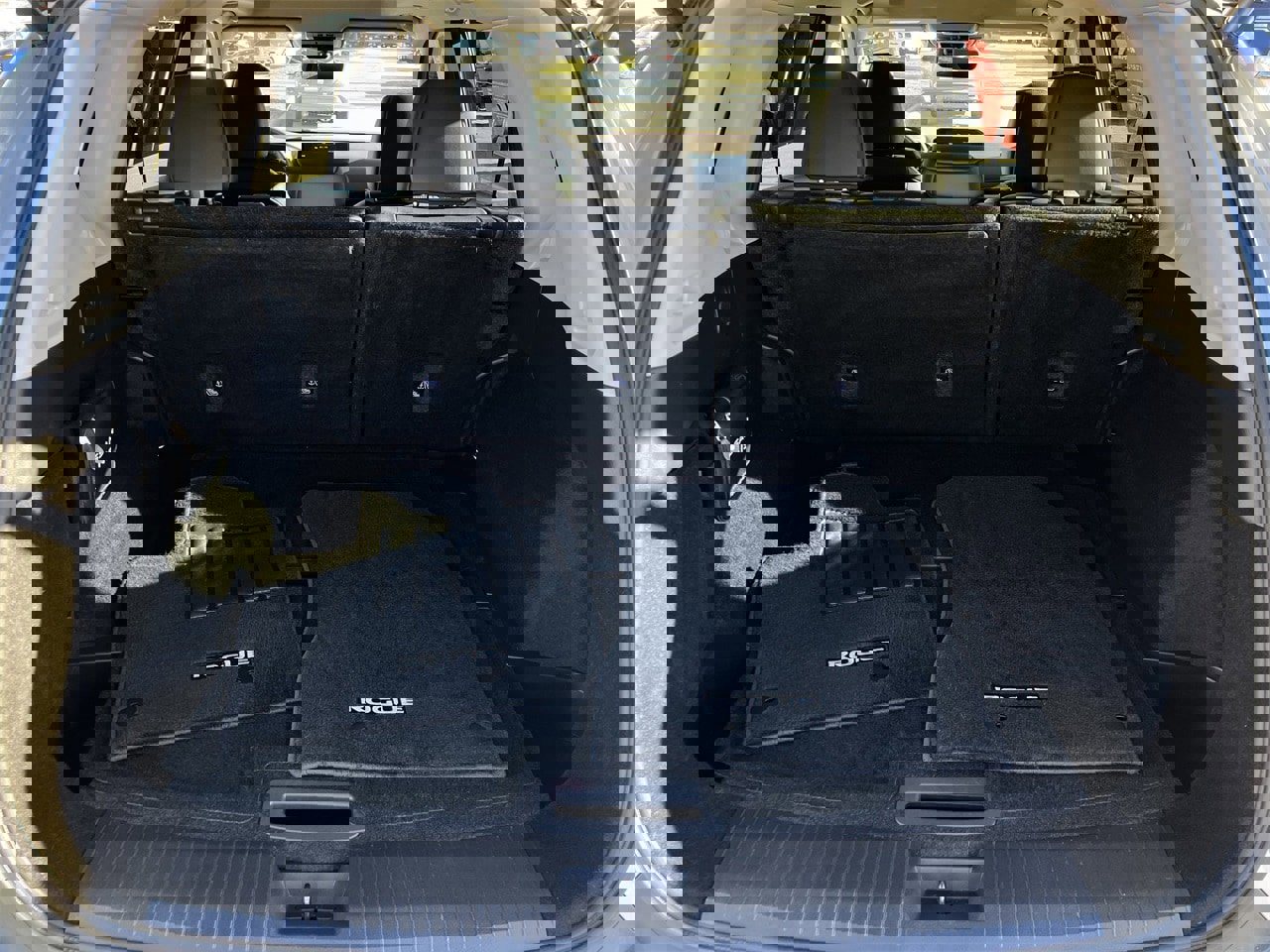 Certified 2023 Nissan Rogue SL w/ SL Premium Package image 28