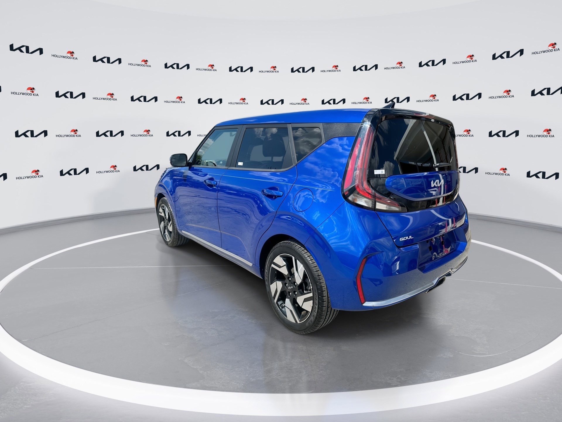 Certified 2024 Kia Soul GT-Line FWD image 6