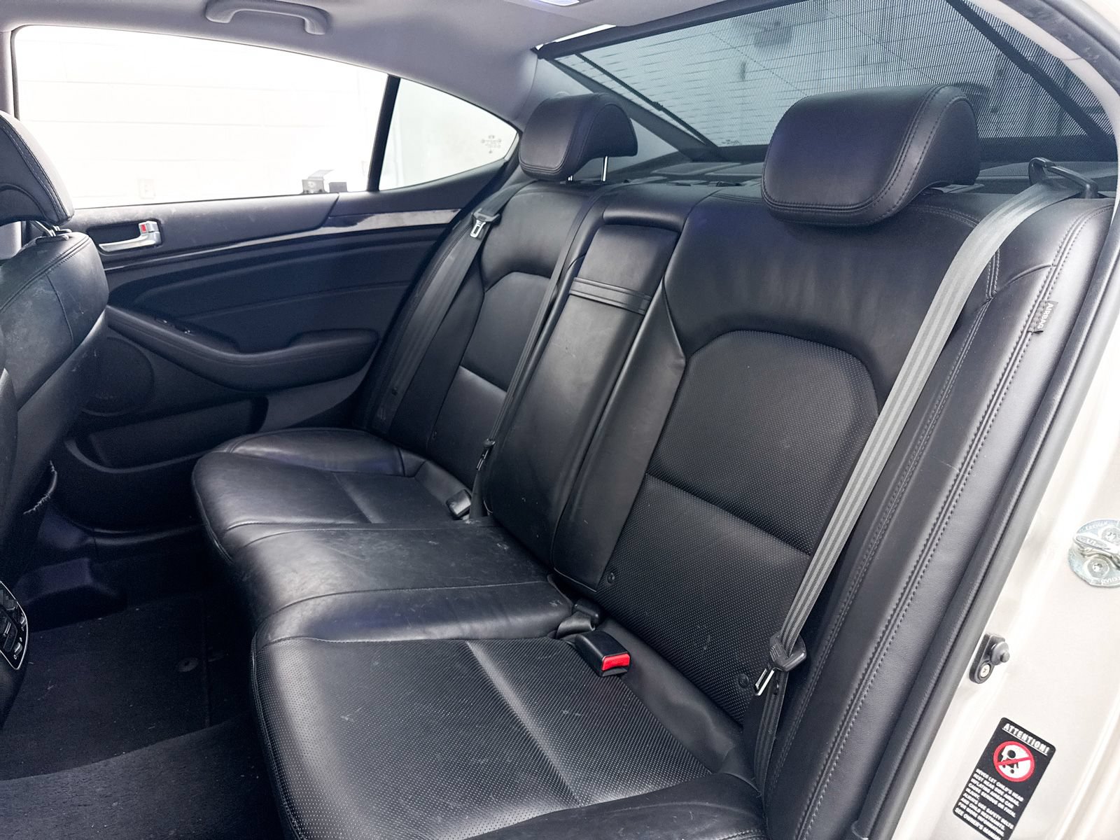 Used 2014 Kia Cadenza Premium w/ Luxury Package FWD image 25