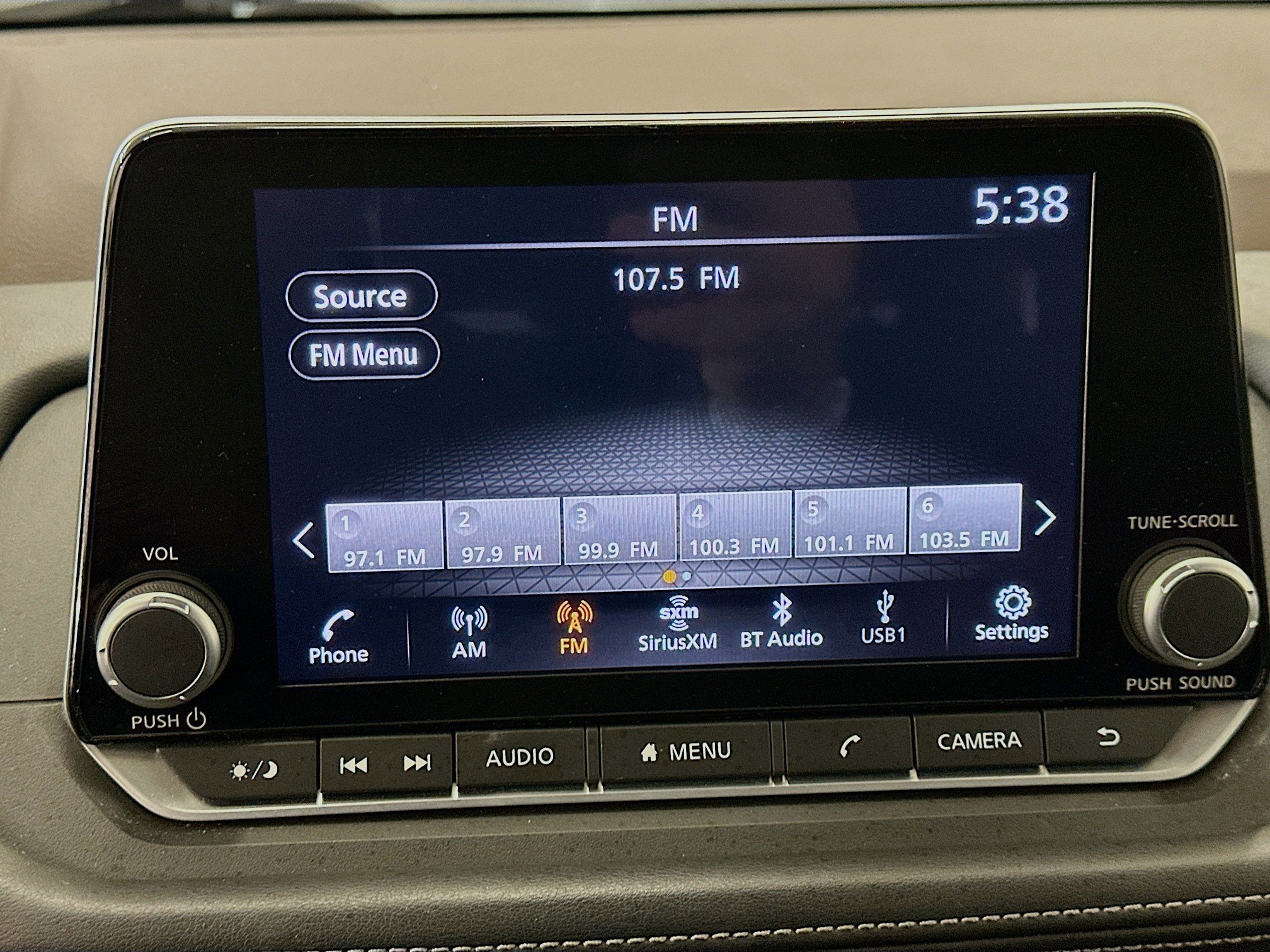 Used 2023 Nissan Rogue SV image 21