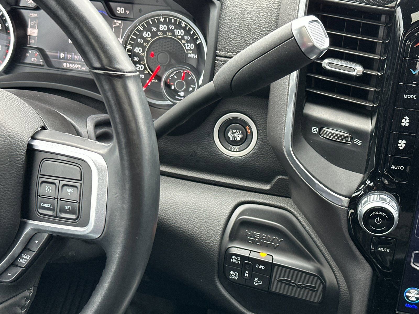 Used 2020 RAM 2500 Laramie image 20