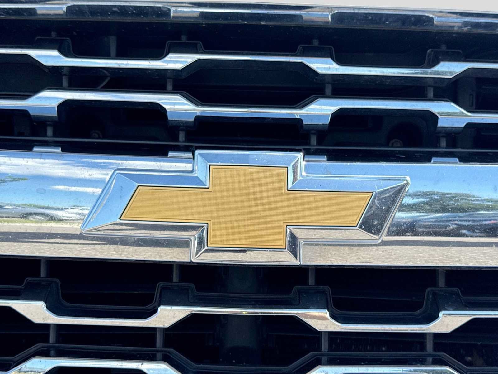 Used 2017 Chevrolet Silverado 1500 LTZ w/ Sport Package AWD/4WD image 10