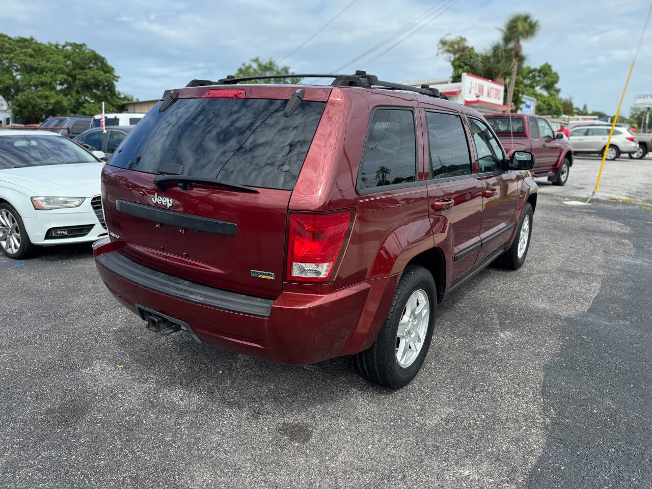 Used 2007 Jeep Grand Cherokee Laredo image 8
