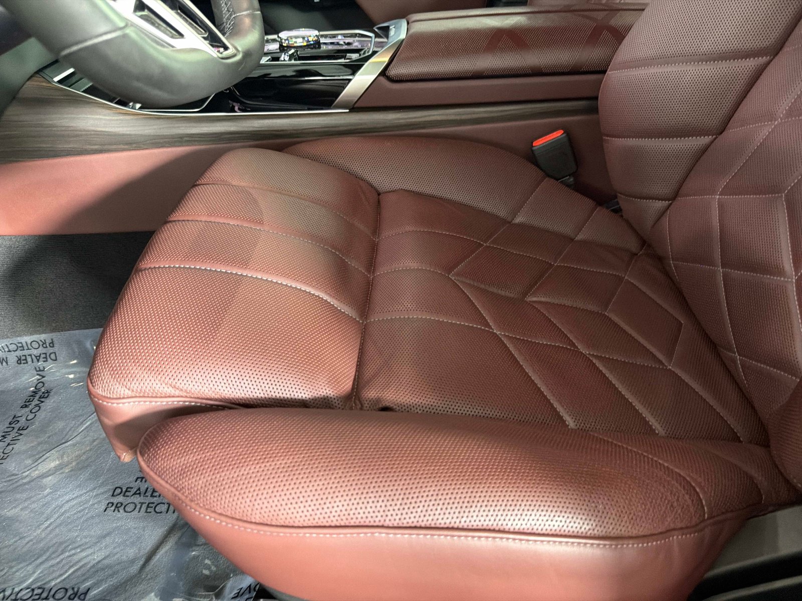 Used 2023 BMW 760i xDrive AWD/4WD image 41