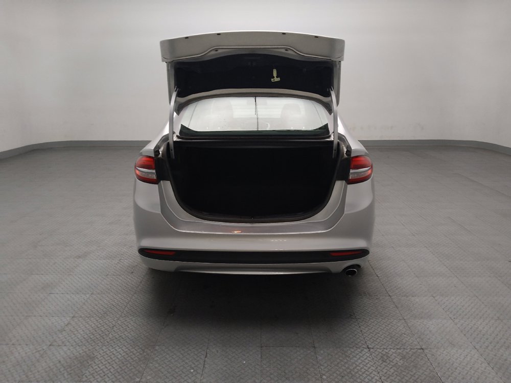 Used 2018 Ford Fusion S FWD image 29