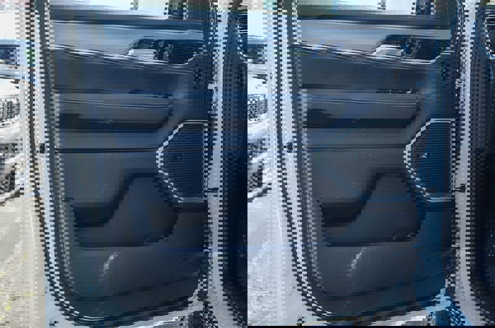 New 2026 Jeep Grand Wagoneer 4WD image 21