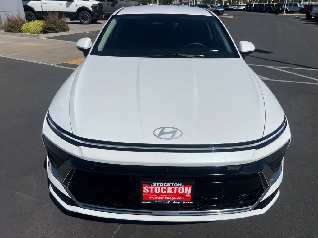 Used 2025 Hyundai Sonata SEL FWD image 4