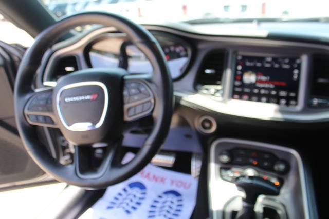 Used 2022 Dodge Challenger SXT w/ Plus Package RWD image 15