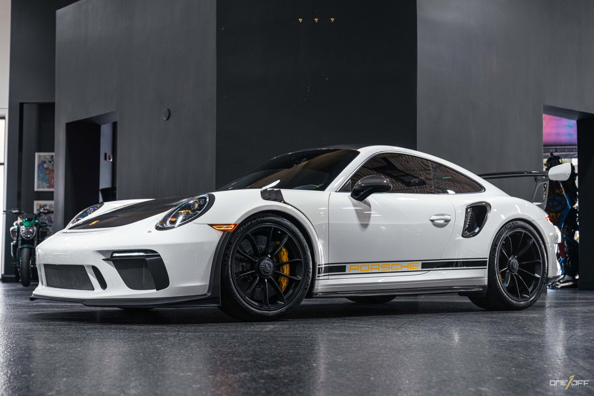 Used 2019 Porsche 911 GT3 RS image 16