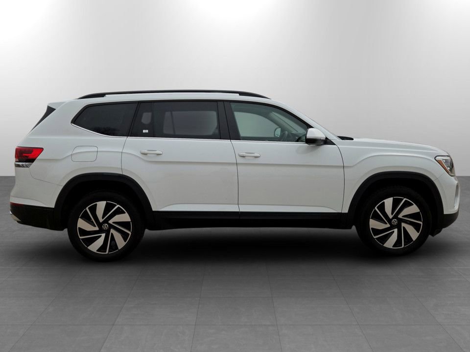 Used 2024 Volkswagen Atlas SE image 5